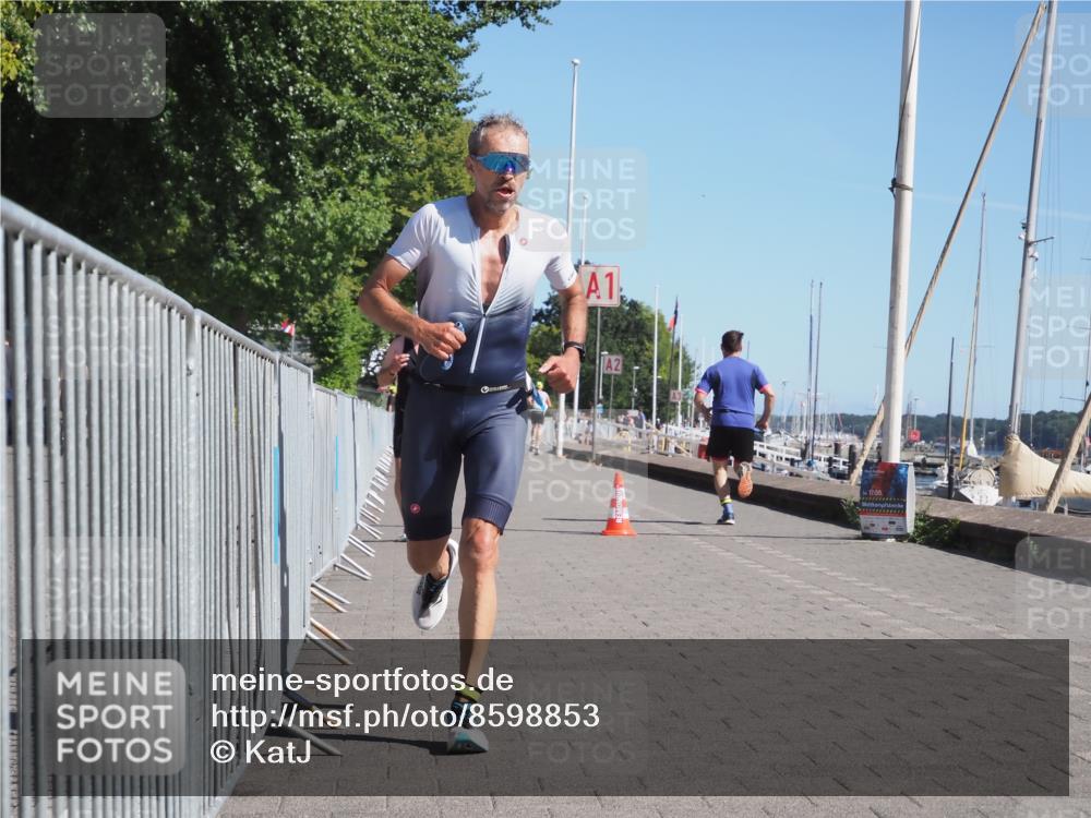 17.08.2025 - KN Förde Triathlon 2025 KatJ http://msf.ph/oto/8598853 17.08.2025 11:50:01 Laufen 274, 294 meine-sportfotos.de