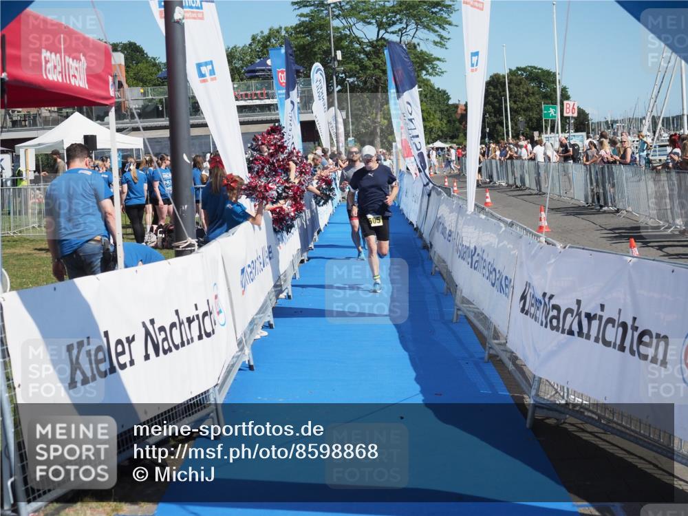 17.08.2025 - KN Förde Triathlon 2025 MichiJ http://msf.ph/oto/8598868 17.08.2025 12:12:55 Laufen 605 meine-sportfotos.de