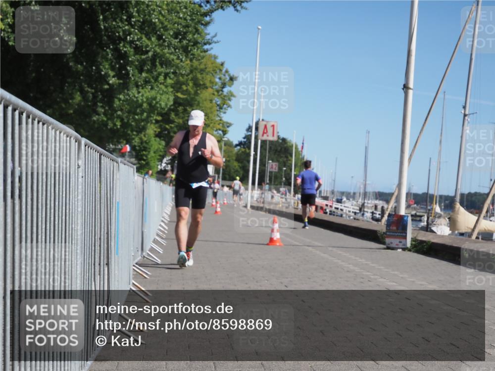 17.08.2025 - KN Förde Triathlon 2025 KatJ http://msf.ph/oto/8598869 17.08.2025 11:50:03 Laufen 274, 294 meine-sportfotos.de
