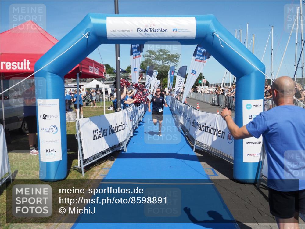 17.08.2025 - KN Förde Triathlon 2025 MichiJ http://msf.ph/oto/8598891 17.08.2025 14:02:18 Laufen 508, 525, 528, 541 meine-sportfotos.de