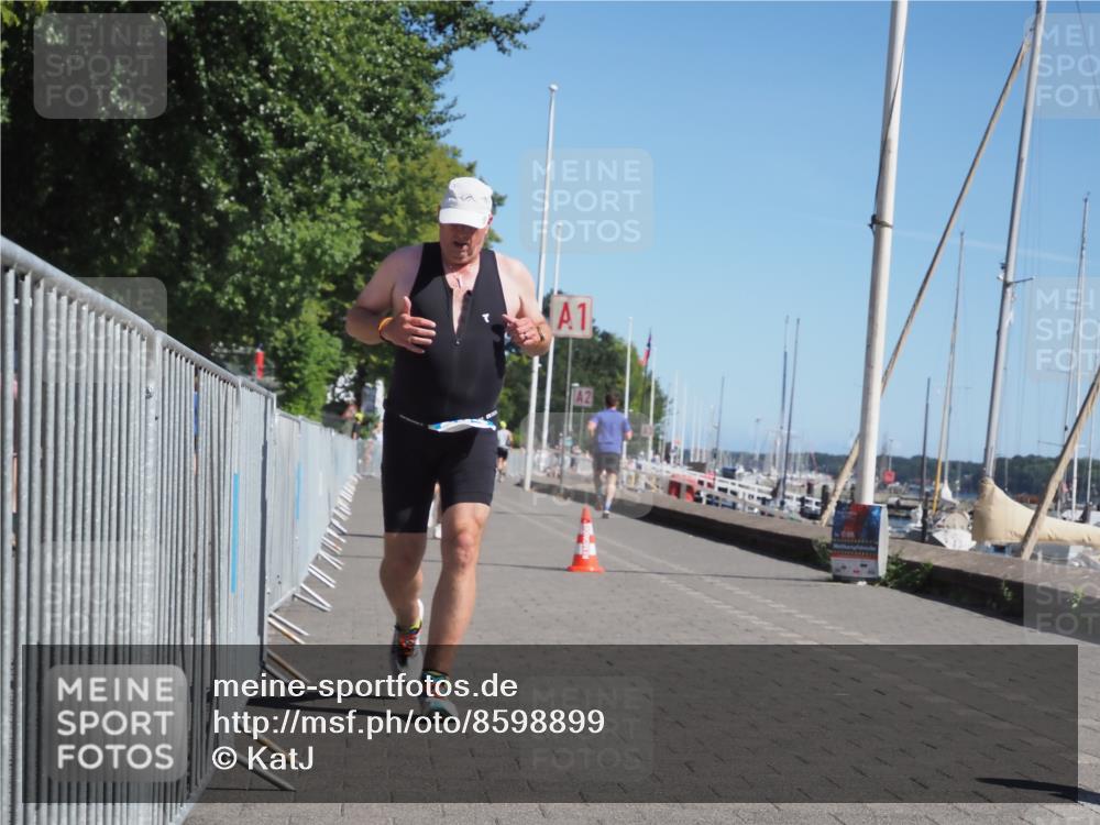 17.08.2025 - KN Förde Triathlon 2025 KatJ http://msf.ph/oto/8598899 17.08.2025 11:50:05 Laufen 274, 294, 358 meine-sportfotos.de