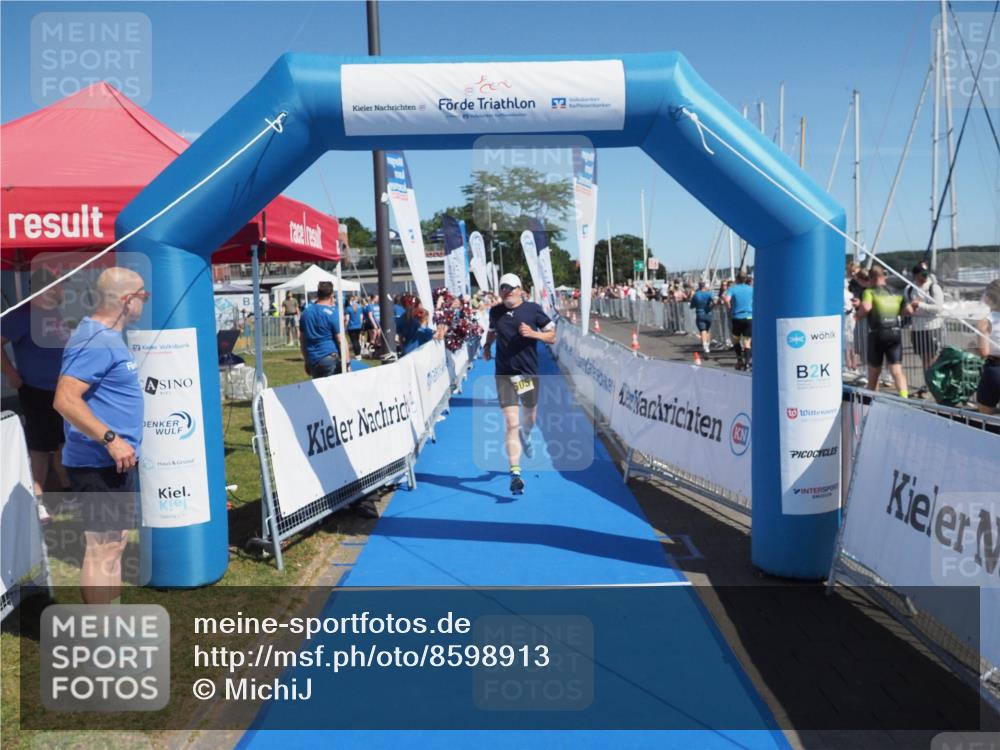 17.08.2025 - KN Förde Triathlon 2025 MichiJ http://msf.ph/oto/8598913 17.08.2025 12:12:57 Laufen 371, 605 meine-sportfotos.de
