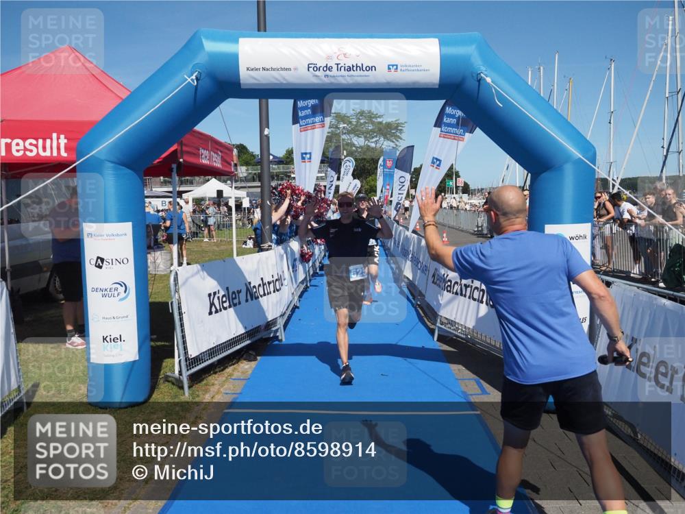 17.08.2025 - KN Förde Triathlon 2025 MichiJ http://msf.ph/oto/8598914 17.08.2025 14:02:19 Laufen 508, 525, 528, 541 meine-sportfotos.de