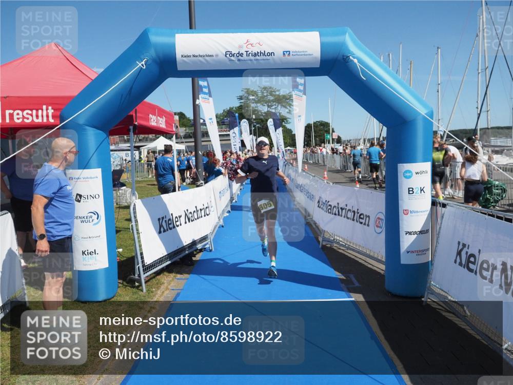 17.08.2025 - KN Förde Triathlon 2025 MichiJ http://msf.ph/oto/8598922 17.08.2025 12:12:58 Laufen 371, 605 meine-sportfotos.de