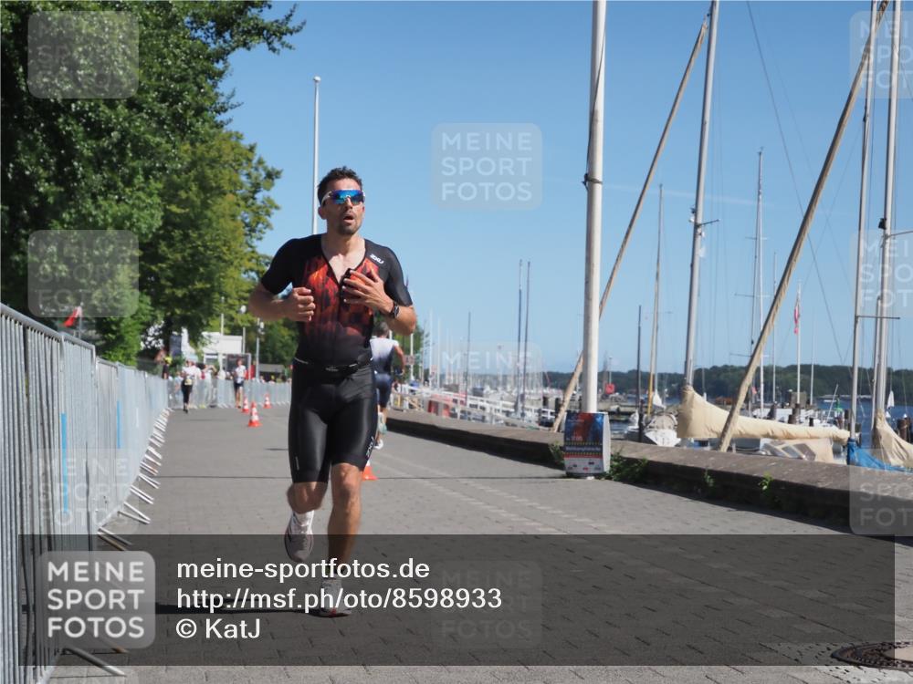 17.08.2025 - KN Förde Triathlon 2025 KatJ http://msf.ph/oto/8598933 17.08.2025 11:50:11 Laufen 358 meine-sportfotos.de