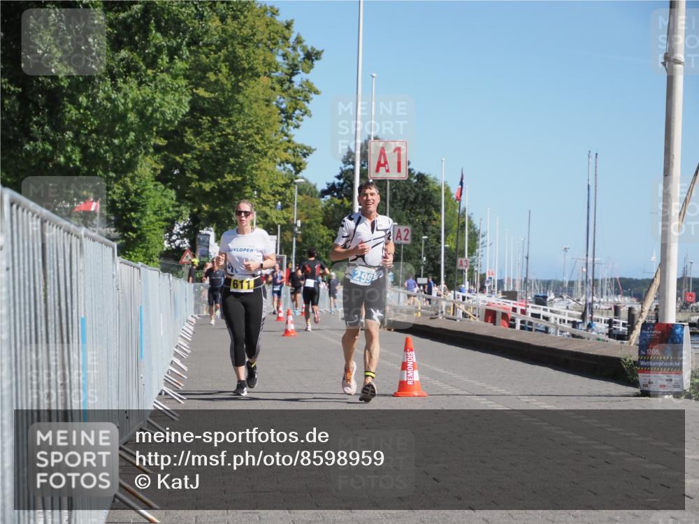 17.08.2025 - KN Förde Triathlon 2025 KatJ http://msf.ph/oto/8598959 17.08.2025 11:50:30 Laufen 299, 611 meine-sportfotos.de