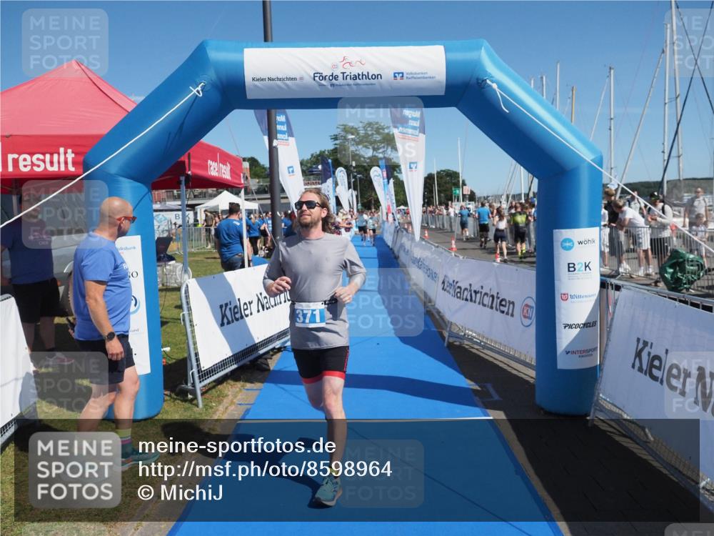 17.08.2025 - KN Förde Triathlon 2025 MichiJ http://msf.ph/oto/8598964 17.08.2025 12:13:01 Laufen 371, 605 meine-sportfotos.de
