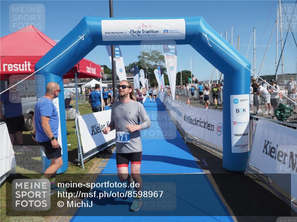 17.08.2025 - KN Förde Triathlon 2025 MichiJ http://msf.ph/oto/8598967 17.08.2025 12:13:01 Laufen 371, 605 meine-sportfotos.de