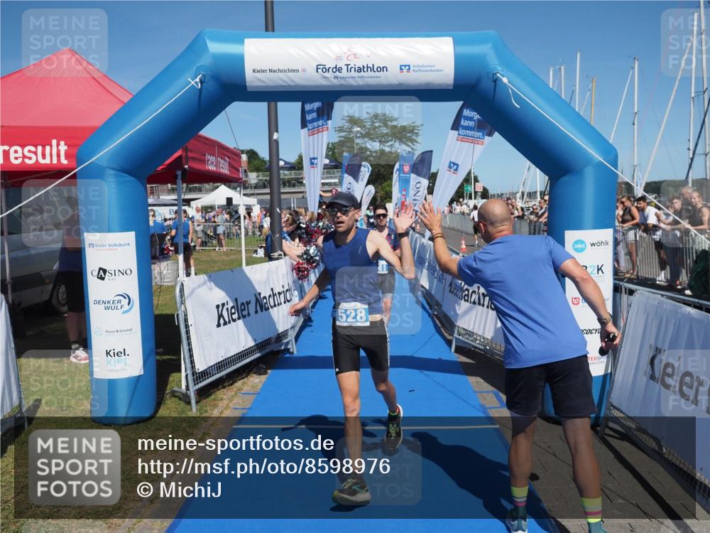 17.08.2025 - KN Förde Triathlon 2025 MichiJ http://msf.ph/oto/8598976 17.08.2025 14:02:22 Laufen 508, 525, 528, 541 meine-sportfotos.de