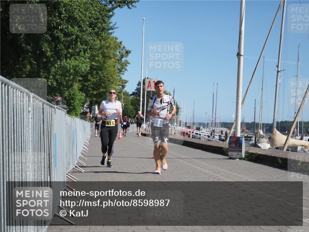 17.08.2025 - KN Förde Triathlon 2025 KatJ http://msf.ph/oto/8598987 17.08.2025 11:50:32 Laufen 299, 611 meine-sportfotos.de