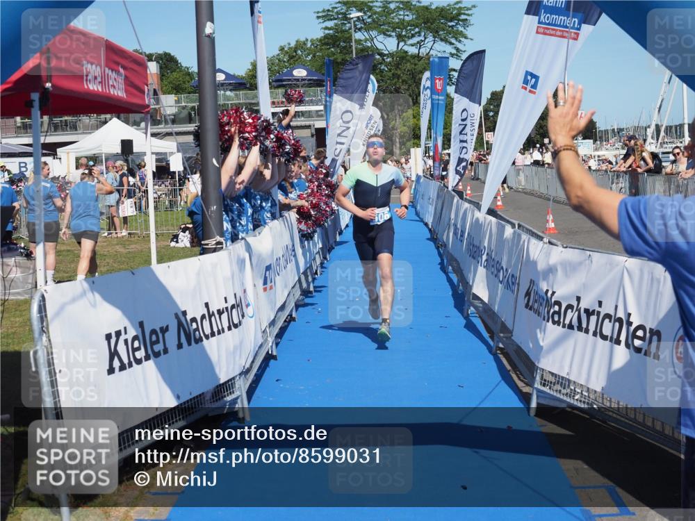 17.08.2025 - KN Förde Triathlon 2025 MichiJ http://msf.ph/oto/8599031 17.08.2025 14:02:28 Laufen 506, 541 meine-sportfotos.de