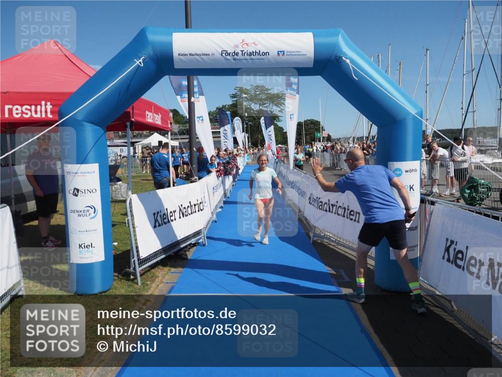 17.08.2025 - KN Förde Triathlon 2025 MichiJ http://msf.ph/oto/8599032 17.08.2025 12:13:08 Laufen 638 meine-sportfotos.de