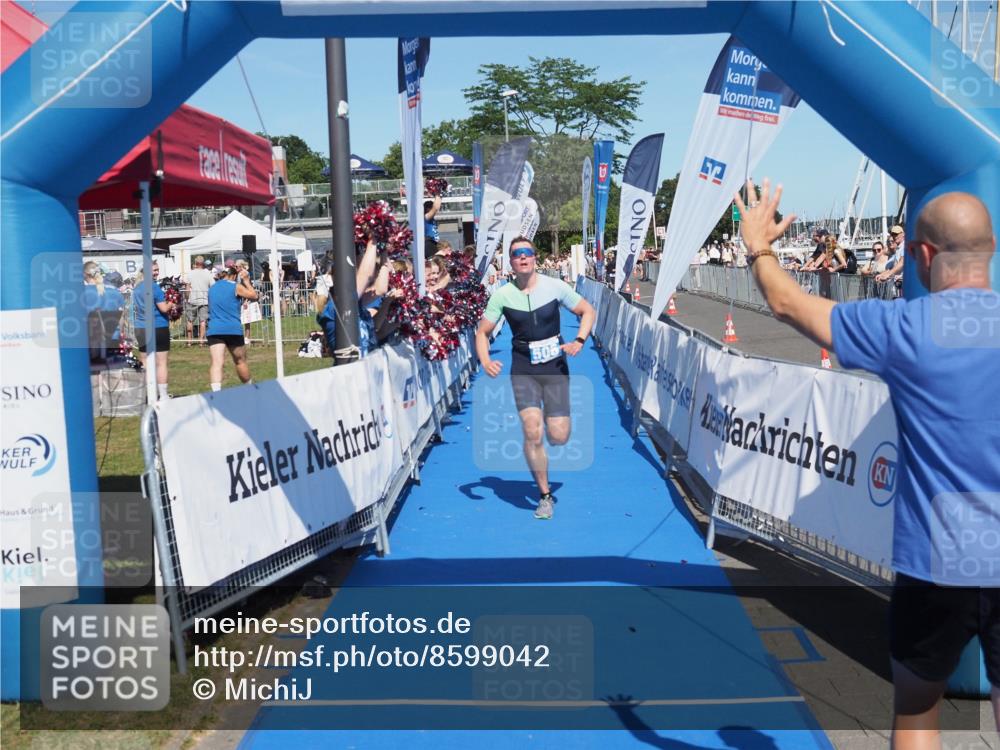 17.08.2025 - KN Förde Triathlon 2025 MichiJ http://msf.ph/oto/8599042 17.08.2025 14:02:28 Laufen 506, 541 meine-sportfotos.de