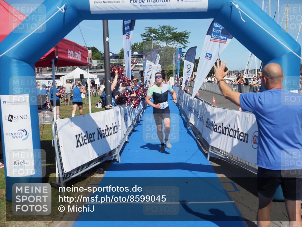 17.08.2025 - KN Förde Triathlon 2025 MichiJ http://msf.ph/oto/8599045 17.08.2025 14:02:28 Laufen 506, 541 meine-sportfotos.de