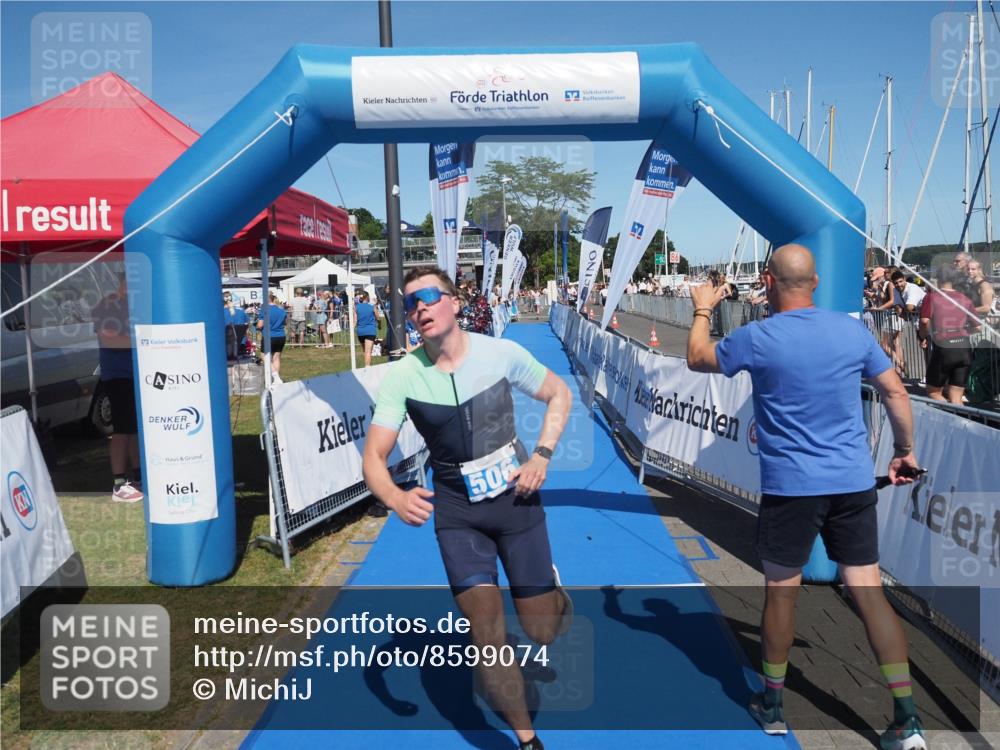 17.08.2025 - KN Förde Triathlon 2025 MichiJ http://msf.ph/oto/8599074 17.08.2025 14:02:30 Laufen 506 meine-sportfotos.de