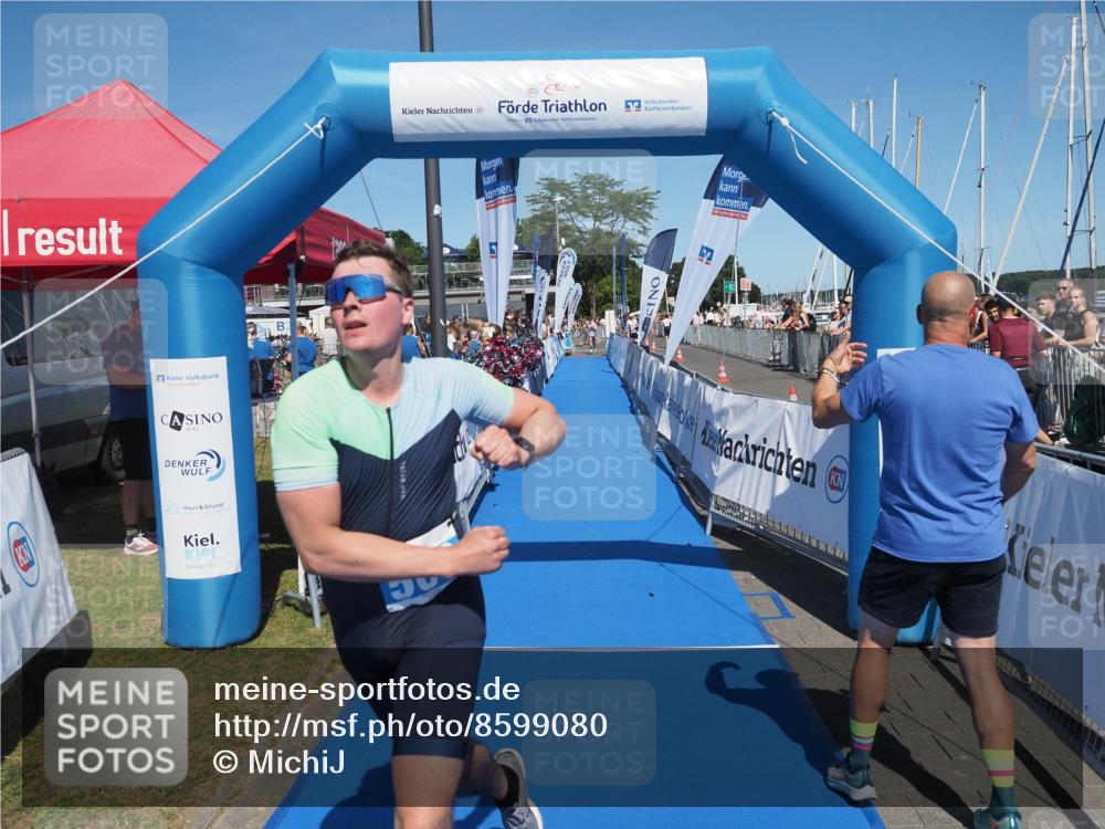17.08.2025 - KN Förde Triathlon 2025 MichiJ http://msf.ph/oto/8599080 17.08.2025 14:02:30 Laufen 506 meine-sportfotos.de