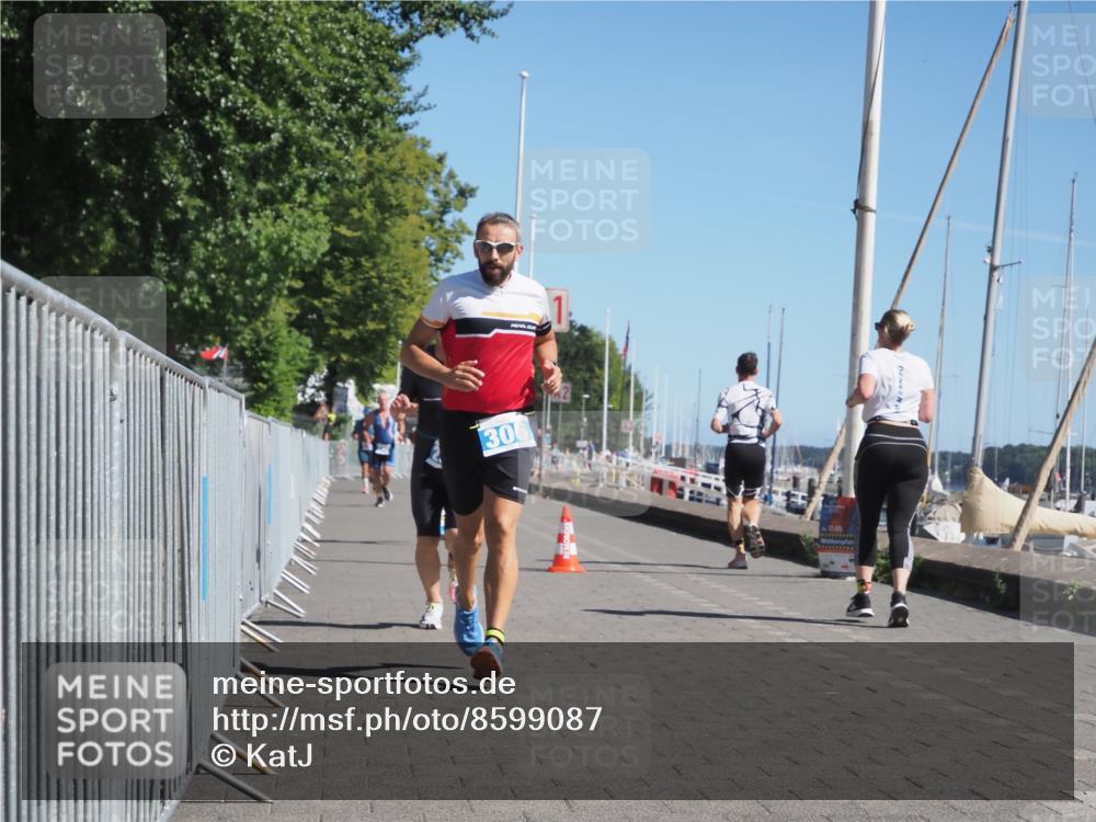 17.08.2025 - KN Förde Triathlon 2025 KatJ http://msf.ph/oto/8599087 17.08.2025 11:50:44 Laufen 280, 306, 604 meine-sportfotos.de
