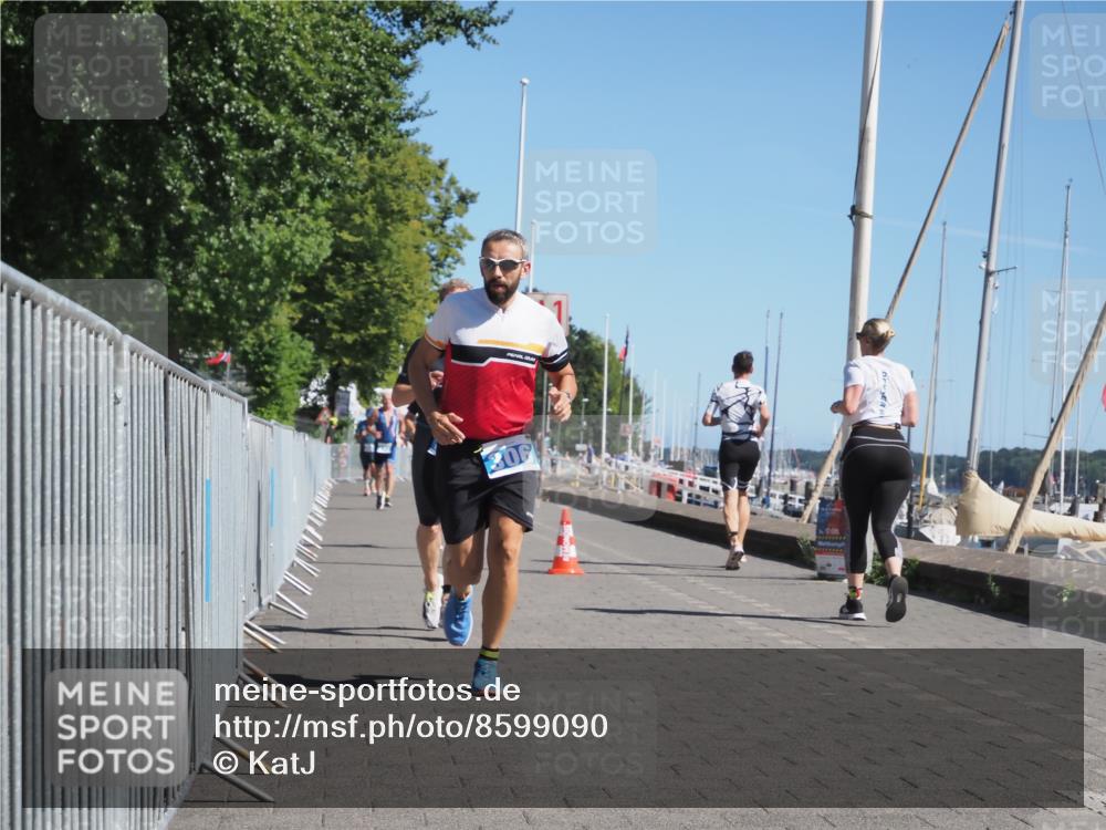 17.08.2025 - KN Förde Triathlon 2025 KatJ http://msf.ph/oto/8599090 17.08.2025 11:50:44 Laufen 280, 306, 604 meine-sportfotos.de