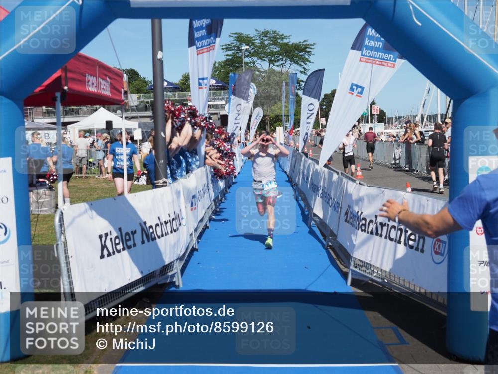 17.08.2025 - KN Förde Triathlon 2025 MichiJ http://msf.ph/oto/8599126 17.08.2025 14:02:37 Laufen 512 meine-sportfotos.de