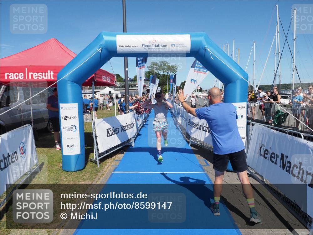 17.08.2025 - KN Förde Triathlon 2025 MichiJ http://msf.ph/oto/8599147 17.08.2025 14:02:38 Laufen 512 meine-sportfotos.de