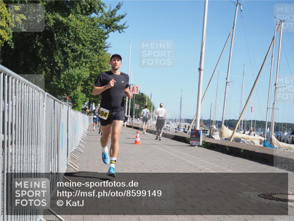 17.08.2025 - KN Förde Triathlon 2025 KatJ http://msf.ph/oto/8599149 17.08.2025 11:50:48 Laufen 272, 280, 306, 604 meine-sportfotos.de