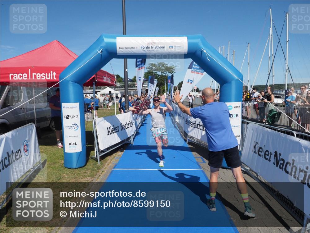 17.08.2025 - KN Förde Triathlon 2025 MichiJ http://msf.ph/oto/8599150 17.08.2025 14:02:38 Laufen 512 meine-sportfotos.de