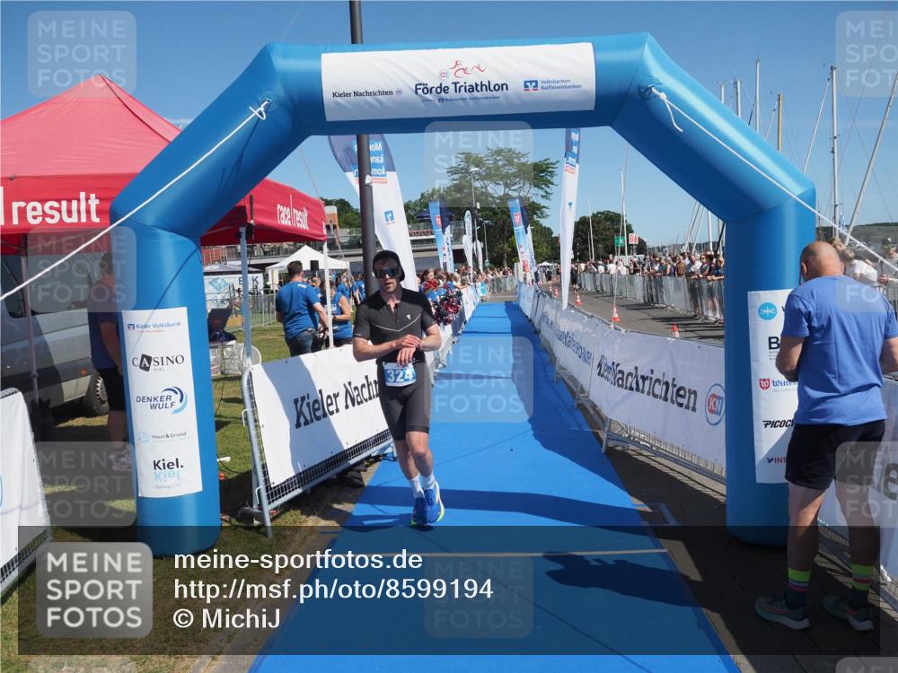 17.08.2025 - KN Förde Triathlon 2025 MichiJ http://msf.ph/oto/8599194 17.08.2025 12:13:41 Laufen 282, 324 meine-sportfotos.de