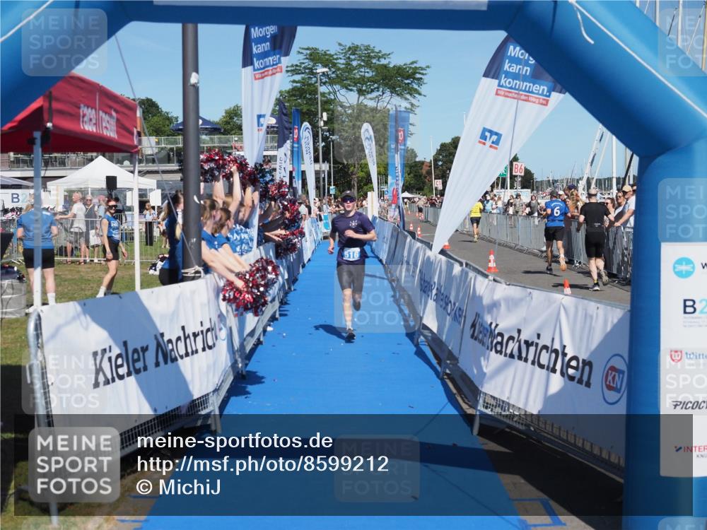 17.08.2025 - KN Förde Triathlon 2025 MichiJ http://msf.ph/oto/8599212 17.08.2025 14:03:06 Laufen 516 meine-sportfotos.de