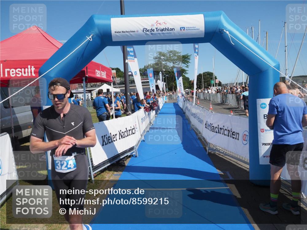17.08.2025 - KN Förde Triathlon 2025 MichiJ http://msf.ph/oto/8599215 17.08.2025 12:13:42 Laufen 282, 324 meine-sportfotos.de