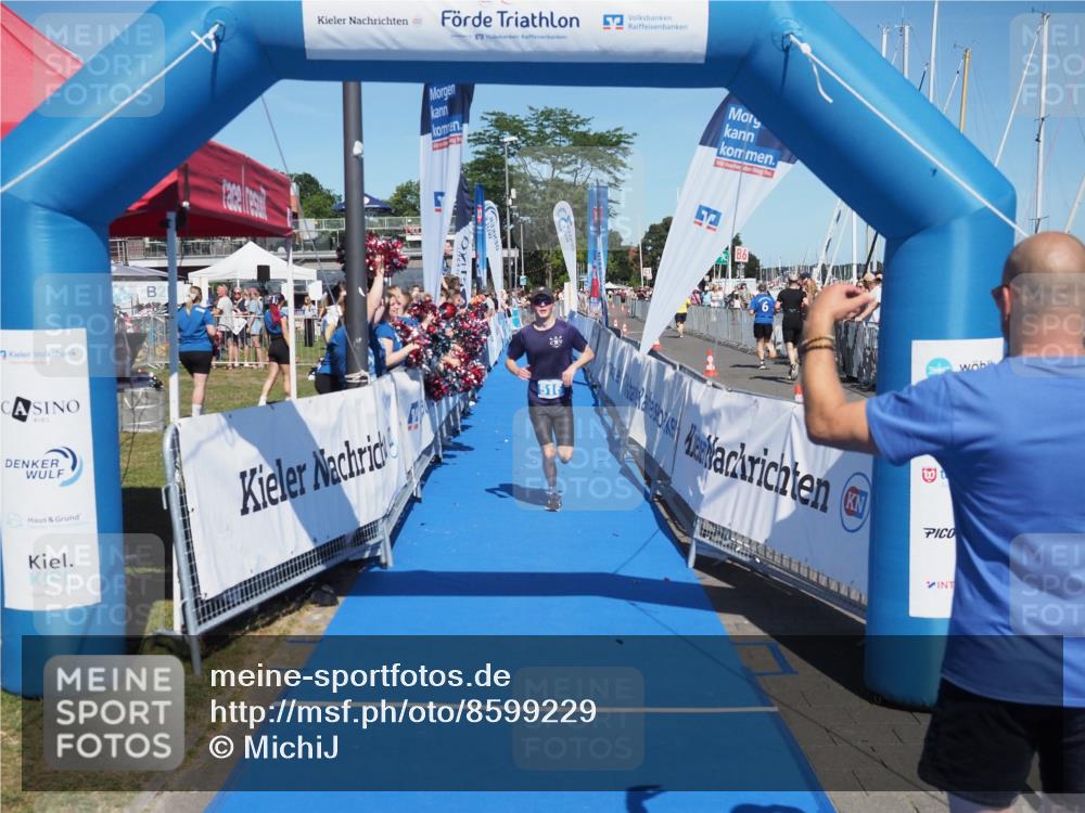 17.08.2025 - KN Förde Triathlon 2025 MichiJ http://msf.ph/oto/8599229 17.08.2025 14:03:07 Laufen 516 meine-sportfotos.de