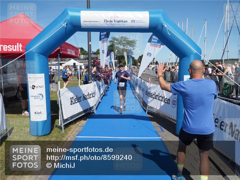 17.08.2025 - KN Förde Triathlon 2025 MichiJ http://msf.ph/oto/8599240 17.08.2025 14:03:07 Laufen 516 meine-sportfotos.de