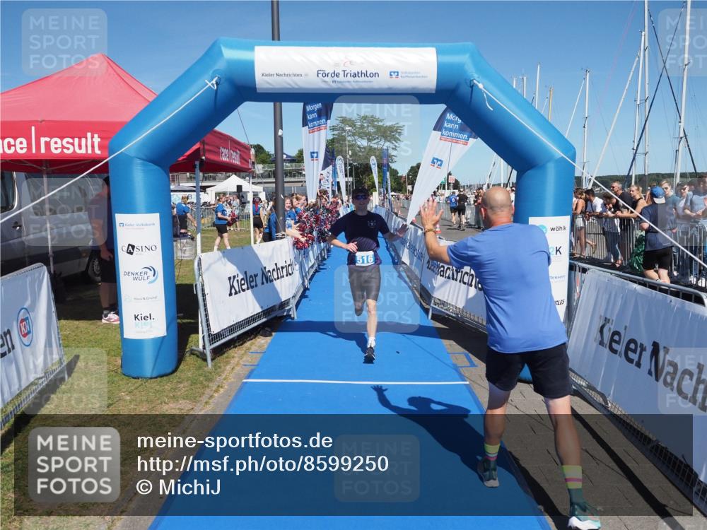17.08.2025 - KN Förde Triathlon 2025 MichiJ http://msf.ph/oto/8599250 17.08.2025 14:03:08 Laufen 516 meine-sportfotos.de