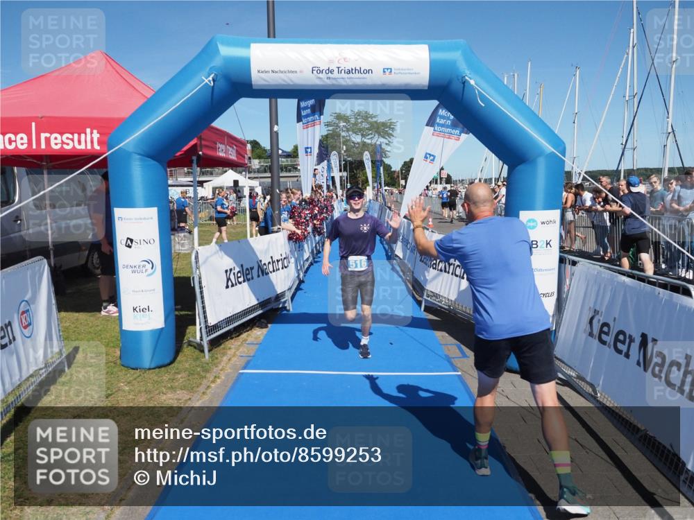 17.08.2025 - KN Förde Triathlon 2025 MichiJ http://msf.ph/oto/8599253 17.08.2025 14:03:08 Laufen 516 meine-sportfotos.de