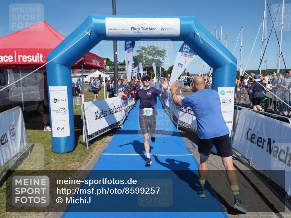17.08.2025 - KN Förde Triathlon 2025 MichiJ http://msf.ph/oto/8599257 17.08.2025 14:03:08 Laufen 516 meine-sportfotos.de