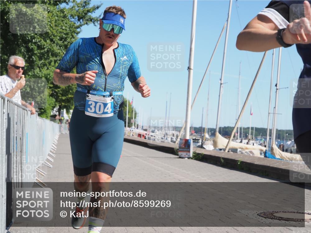 17.08.2025 - KN Förde Triathlon 2025 KatJ http://msf.ph/oto/8599269 17.08.2025 11:50:59 Laufen 272, 304, 605 meine-sportfotos.de