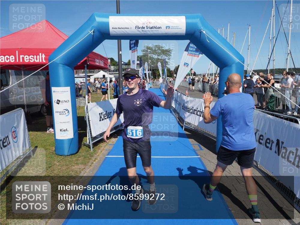 17.08.2025 - KN Förde Triathlon 2025 MichiJ http://msf.ph/oto/8599272 17.08.2025 14:03:09 Laufen 516 meine-sportfotos.de