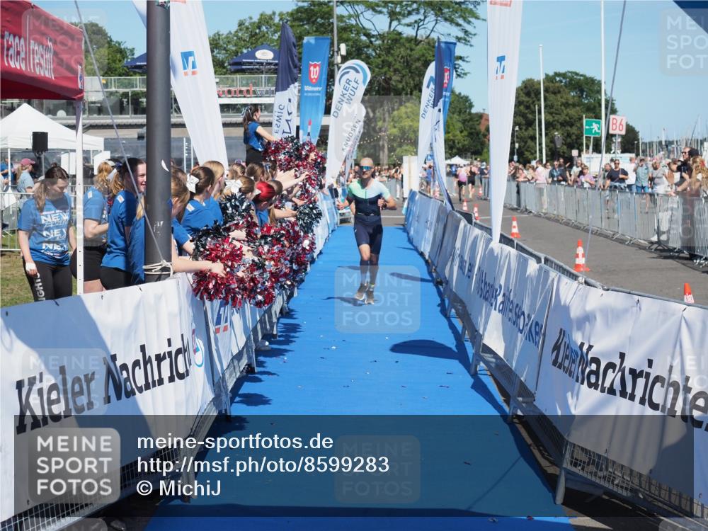 17.08.2025 - KN Förde Triathlon 2025 MichiJ http://msf.ph/oto/8599283 17.08.2025 14:03:38 Laufen 494, 546 meine-sportfotos.de