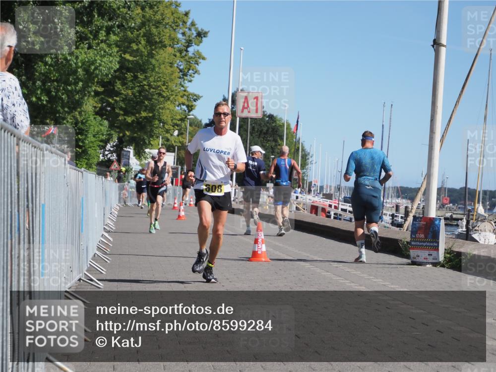 17.08.2025 - KN Förde Triathlon 2025 KatJ http://msf.ph/oto/8599284 17.08.2025 11:51:08 Laufen 296, 608 meine-sportfotos.de
