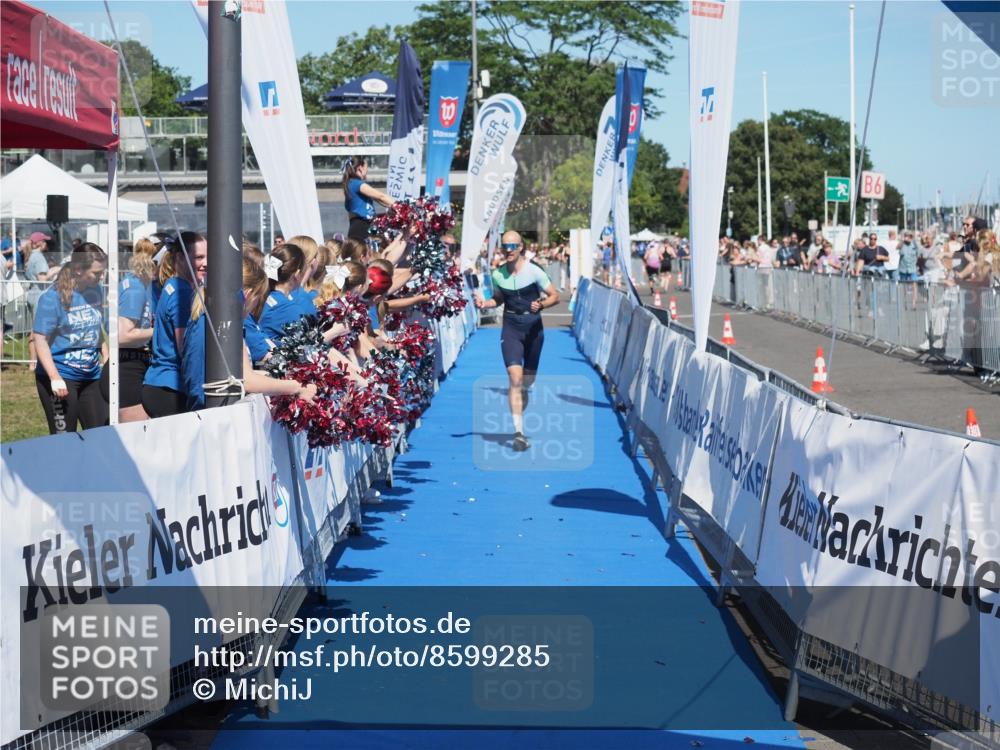 17.08.2025 - KN Förde Triathlon 2025 MichiJ http://msf.ph/oto/8599285 17.08.2025 14:03:38 Laufen 494, 546 meine-sportfotos.de