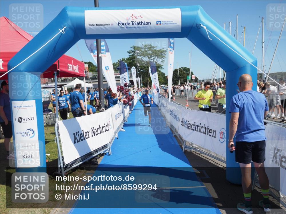 17.08.2025 - KN Förde Triathlon 2025 MichiJ http://msf.ph/oto/8599294 17.08.2025 12:13:58 Laufen 316 meine-sportfotos.de