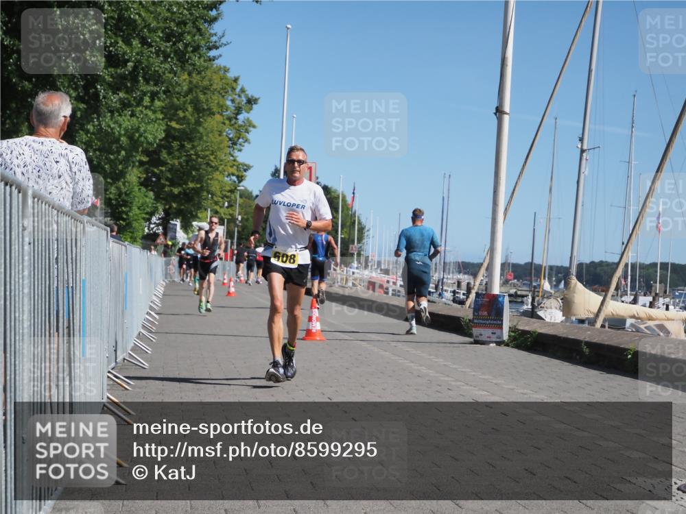 17.08.2025 - KN Förde Triathlon 2025 KatJ http://msf.ph/oto/8599295 17.08.2025 11:51:09 Laufen 296, 608 meine-sportfotos.de
