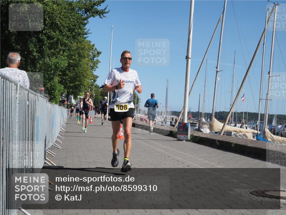 17.08.2025 - KN Förde Triathlon 2025 KatJ http://msf.ph/oto/8599310 17.08.2025 11:51:10 Laufen 296, 608 meine-sportfotos.de