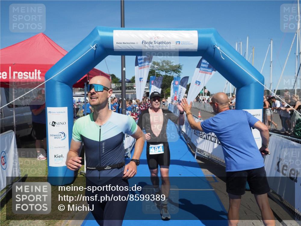 17.08.2025 - KN Förde Triathlon 2025 MichiJ http://msf.ph/oto/8599389 17.08.2025 14:03:42 Laufen 494, 546 meine-sportfotos.de