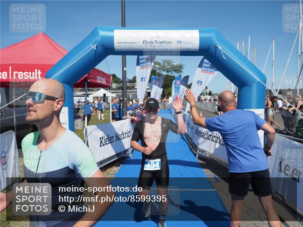 17.08.2025 - KN Förde Triathlon 2025 MichiJ http://msf.ph/oto/8599395 17.08.2025 14:03:43 Laufen 494, 546 meine-sportfotos.de