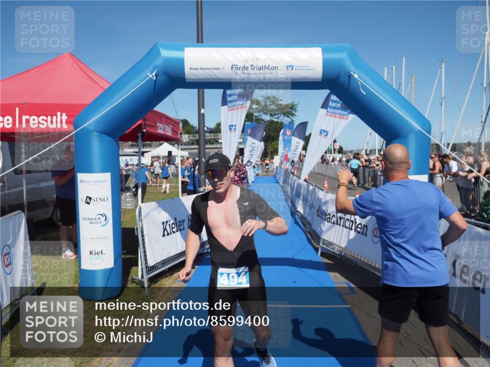 17.08.2025 - KN Förde Triathlon 2025 MichiJ http://msf.ph/oto/8599400 17.08.2025 14:03:43 Laufen 494, 546 meine-sportfotos.de