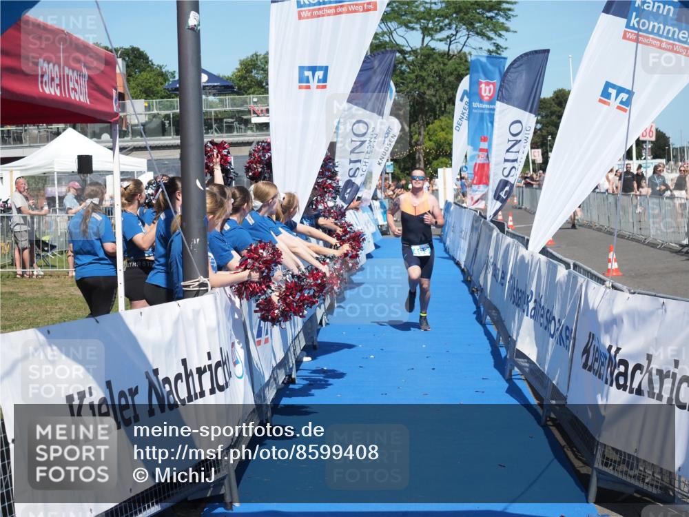 17.08.2025 - KN Förde Triathlon 2025 MichiJ http://msf.ph/oto/8599408 17.08.2025 14:03:50 Laufen 483 meine-sportfotos.de
