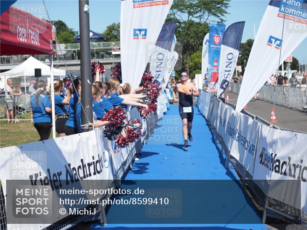 17.08.2025 - KN Förde Triathlon 2025 MichiJ http://msf.ph/oto/8599410 17.08.2025 14:03:50 Laufen 483 meine-sportfotos.de