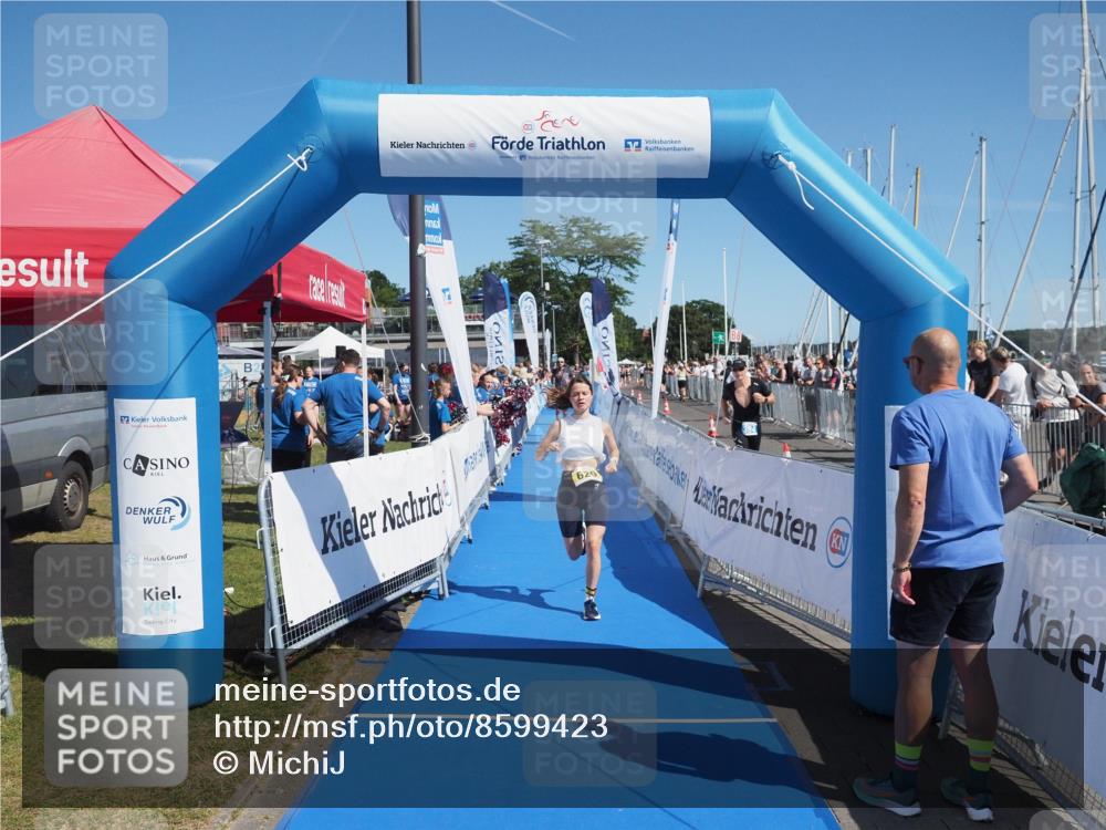 17.08.2025 - KN Förde Triathlon 2025 MichiJ http://msf.ph/oto/8599423 17.08.2025 12:14:40 Laufen 373, 629 meine-sportfotos.de
