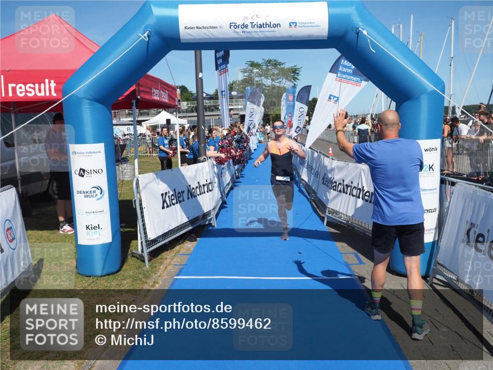 17.08.2025 - KN Förde Triathlon 2025 MichiJ http://msf.ph/oto/8599462 17.08.2025 14:03:53 Laufen 483 meine-sportfotos.de