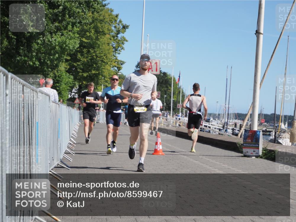 17.08.2025 - KN Förde Triathlon 2025 KatJ http://msf.ph/oto/8599467 17.08.2025 11:51:23 Laufen 321, 331, 602, 643 meine-sportfotos.de